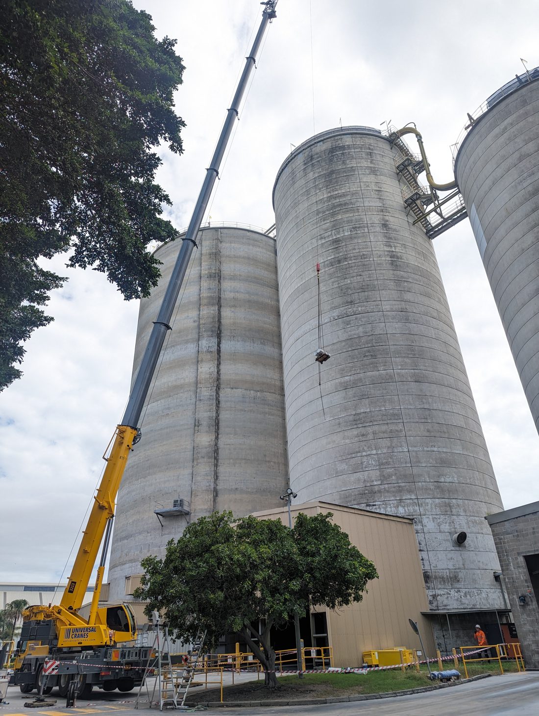 Crane lift at cement silos